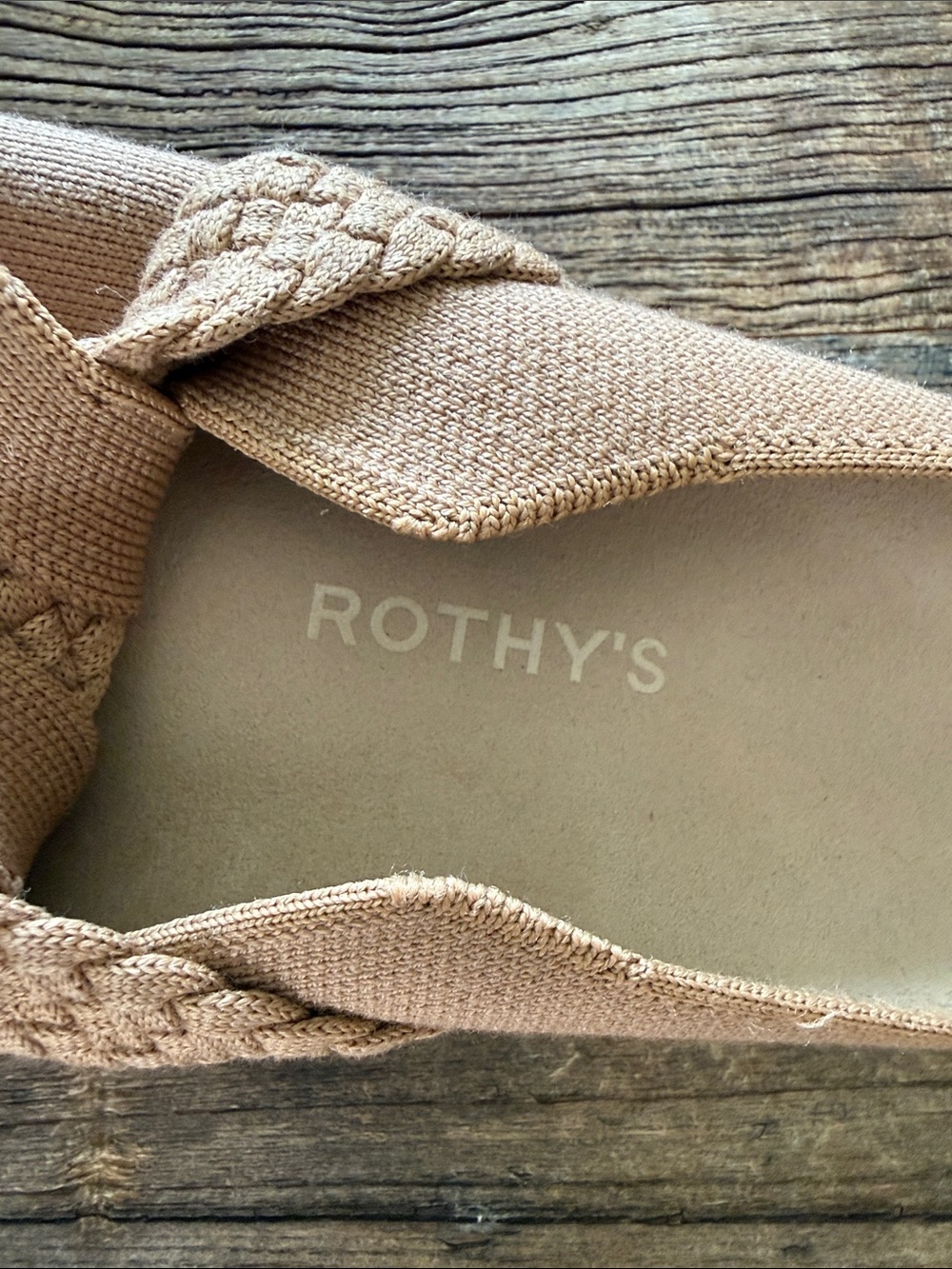 Rothy’s The Braid clog in butternut in like new condition! - Picture 3 of 5